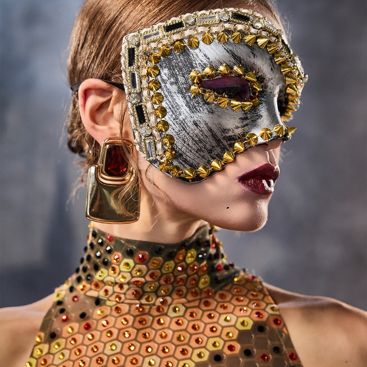 Kash Rivet Half Mask – PurexChaos
